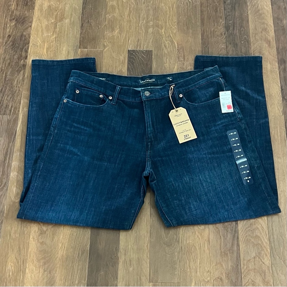 Men’s Lucky Brand 221 Straight Leg Jeans, 38x30